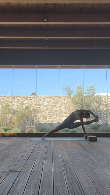 Terrace yoga with a sea view
